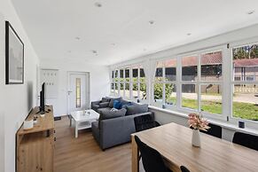 Moderne Wohnung mit Terrasse