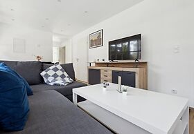 Moderne Wohnung mit Terrasse