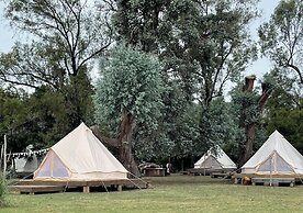 REFUGIO Natural Glamping