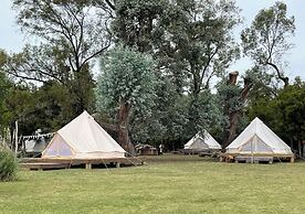 REFUGIO Natural Glamping