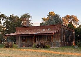 REFUGIO Natural Glamping