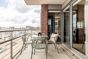 Scheveningen Flat Near Beach