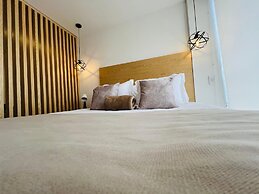 ICON 77 Apartasuites