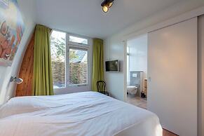 Coastal Villa With Jacuzzi