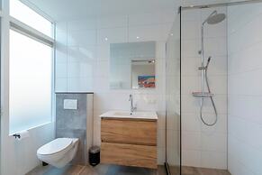 Coastal Villa With Jacuzzi