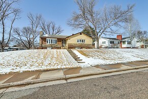 1/2 Mi to Dtwn: Pierre Family Home w/ Patio