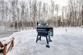 Hot Tub Haven: Group Getaway in Fairbanks!