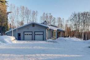 Hot Tub Haven: Group Getaway in Fairbanks!