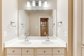 Swim, Hike & Chill: Spacious Ocean View Townhome!