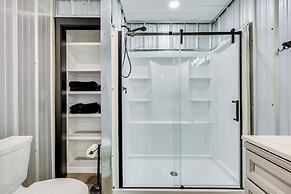 Walk to Pier: North Carolina Getaway in Oak Island