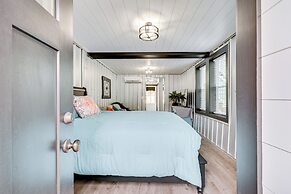 Walk to Pier: North Carolina Getaway in Oak Island