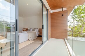 Modern Tropical Pool Villa - Saiyuan