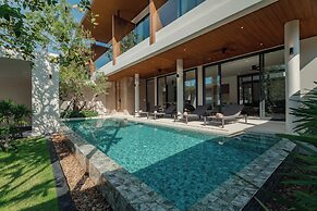 Modern Tropical Pool Villa - Saiyuan