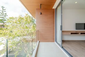 Modern Tropical Pool Villa - Saiyuan