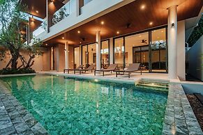 Modern Tropical Pool Villa - Saiyuan