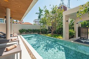 Modern Tropical Pool Villa - Saiyuan