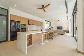 Modern Tropical Pool Villa - Saiyuan