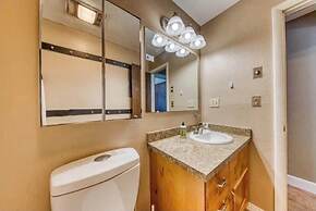 Spacious 3BR Home with Workspace