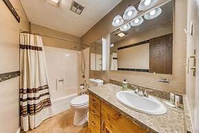 Spacious 3BR Home with Workspace