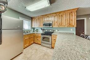 Spacious 3BR Home with Workspace