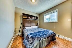 Spacious 3BR Home with Workspace