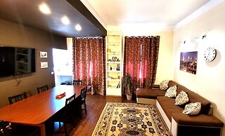 Chmielna Guest House