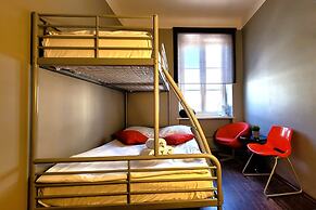 Chmielna Guest House