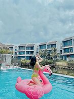 Gold Riverside Apartment & Villa