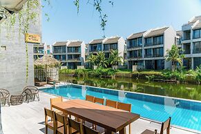 Gold Riverside Apartment & Villa