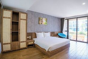 Gold Riverside Apartment & Villa