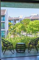 Gold Riverside Apartment & Villa