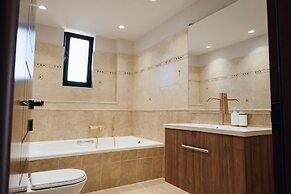 Georgia Villa - With Private Pool