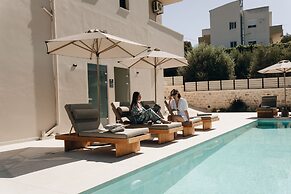 Georgia Villa - With Private Pool