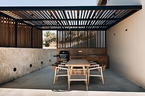 Georgia Villa - With Private Pool