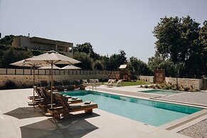 Georgia Villa - With Private Pool