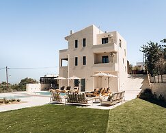 Georgia Villa - With Private Pool