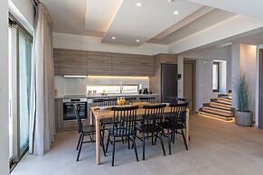 Skyfall Villas - With 12 Bedrooms