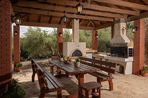 Villa Panorama - With 60m Private Pool