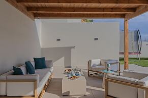 Elysian Villa 2 - With Private Pool