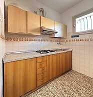 Charming Apartment Near the Beach With Pool