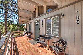 Bear Cub Cottage with HotTub & Firepit