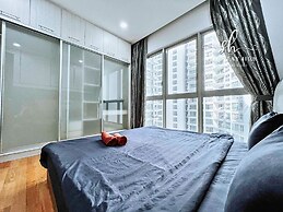 Regalia Residence The Sky Pool Suite