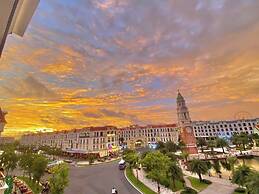 HELEN HOTEL PHU QUOC GRAND WORLD