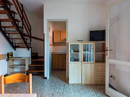 Charming Townhouse With Garden and Pool