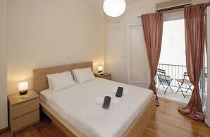 Modern Rental with Cozy Charm by GHH