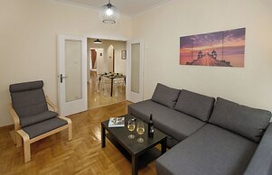 Modern Rental with Cozy Charm by GHH