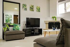 Zircon Gem - Kato Gouves Private Garden Oasis