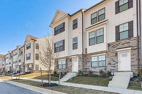 2 Mi to Dtwn Frederick: Updated Townhome