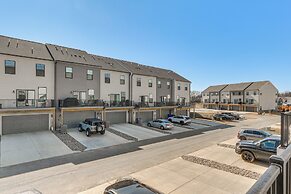 2 Mi to Dtwn Frederick: Updated Townhome
