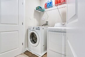 2 Mi to Dtwn Frederick: Updated Townhome